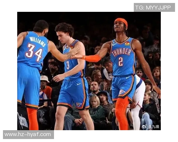 2016年勇士与雷霆精彩对决高清回顾全场比赛亮点与精彩瞬间分析 2016年勇士与雷霆精彩对决高清回顾全场比赛亮点与精彩瞬间分析